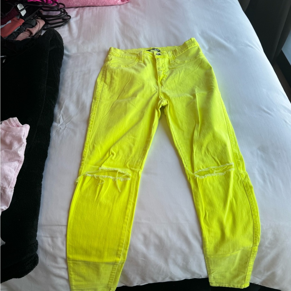 Yellow jeans